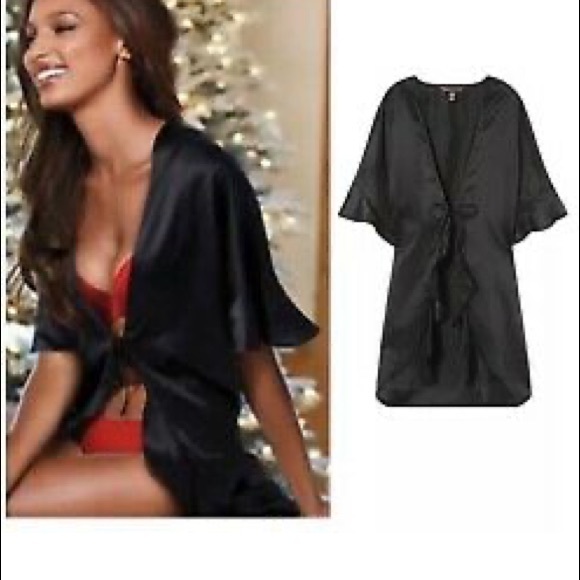 NWOT Victoria Secret Sexy Satin Robe One Size - Picture 6 of 7